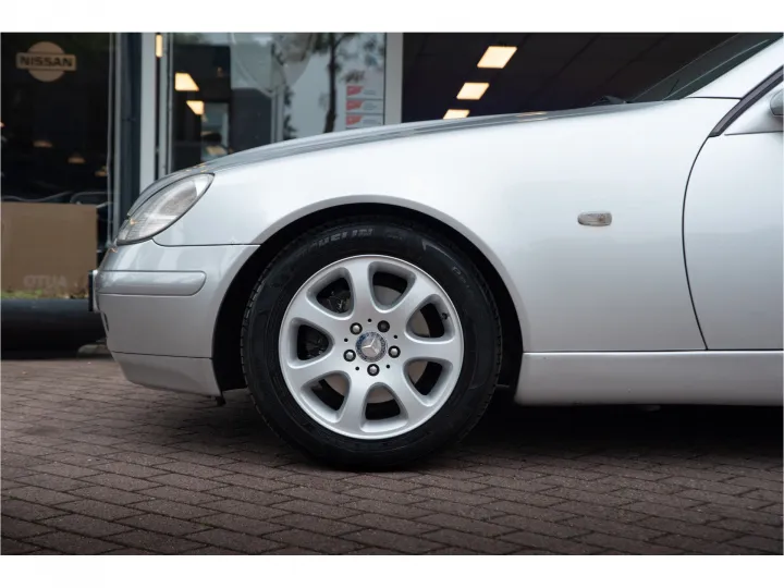 Mercedes-Benz SLK 200 Cabriolet  Image 5