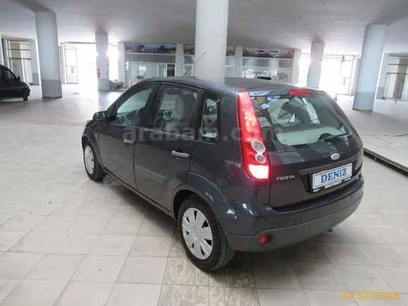 Ford Fiesta 1.6 Comfort Image 6