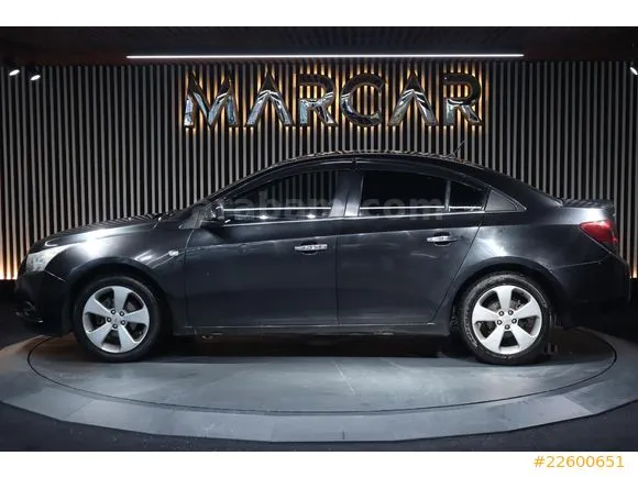 Chevrolet Cruze 1.6 LS Plus Image 5